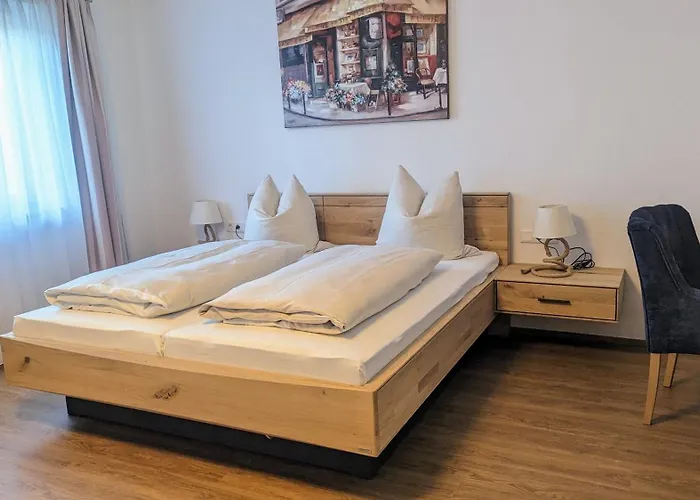 Fischerstueberl Attel 호텔 3*